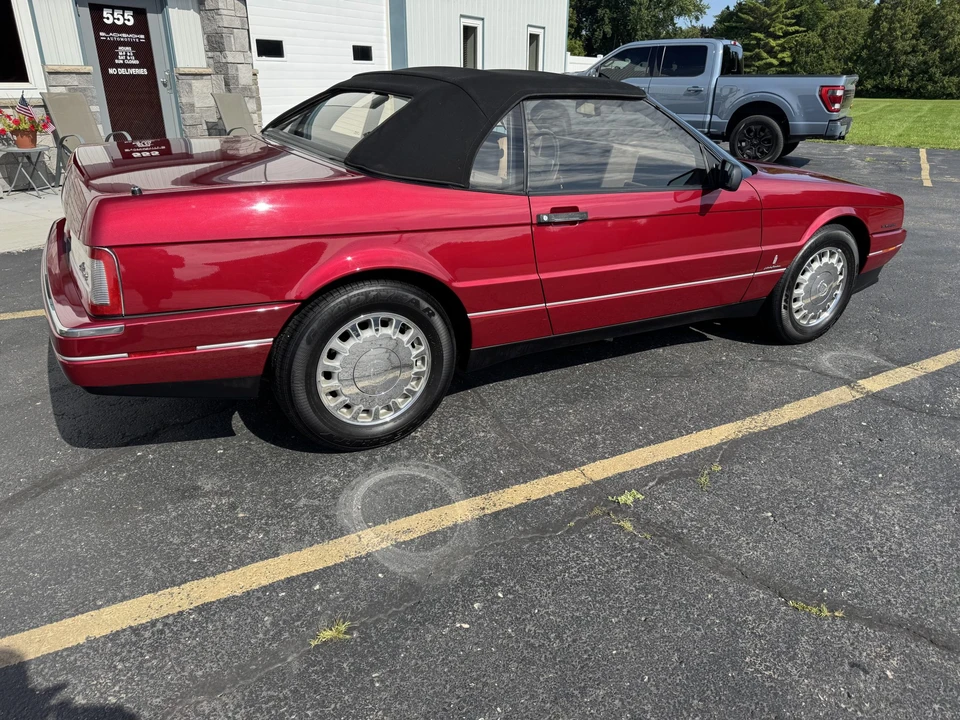 1993 Cadillac Allante - Image 7 of 31