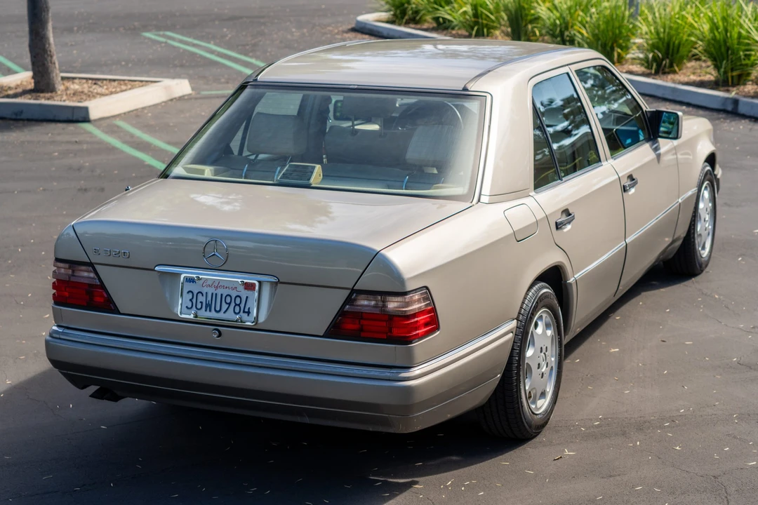 1994 Mercedes-Benz W124 E-Class - Image 6 of 31
