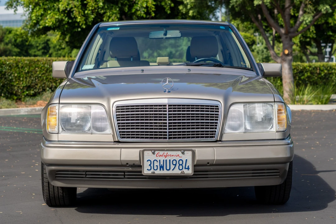 1994 Mercedes-Benz W124 E-Class - Image 3 of 31