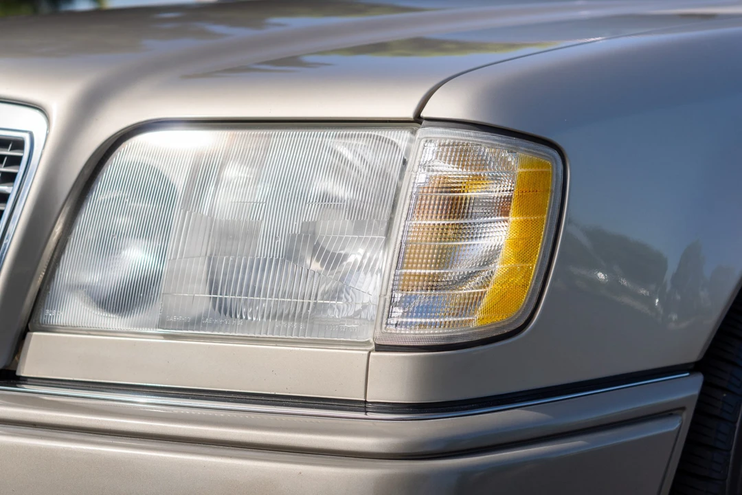 1994 Mercedes-Benz W124 E-Class - Image 16 of 31