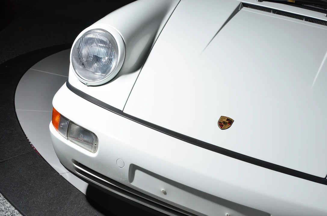 1994 Porsche 964 Carrera 4 - Image 26 of 31