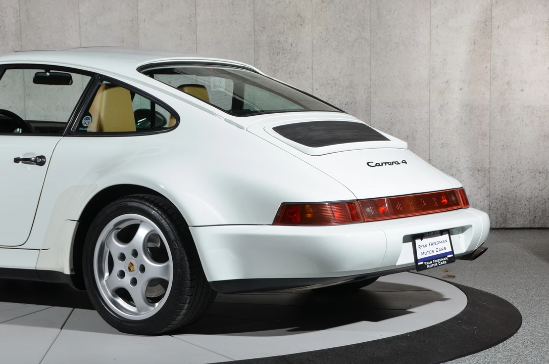 1994 Porsche 964 Carrera 4 - Image 21 of 31