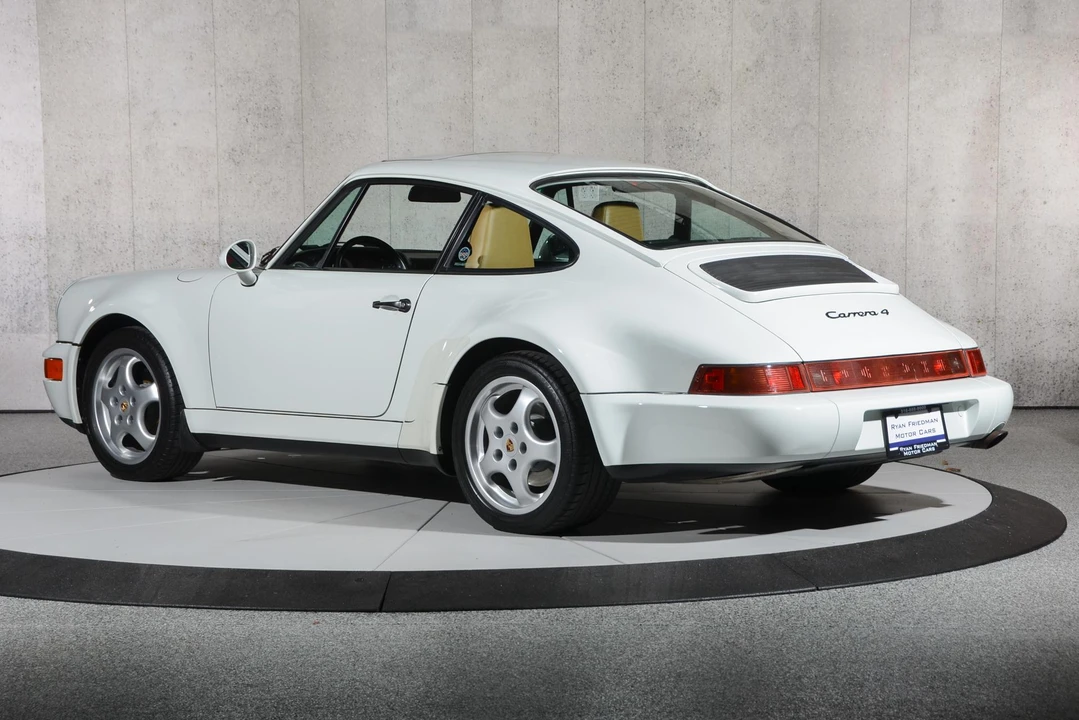 1994 Porsche 964 Carrera 4 - Image 11 of 31