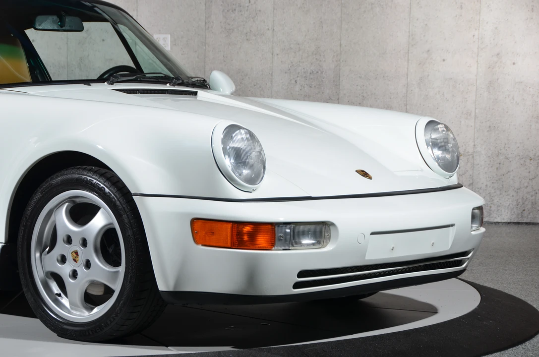 1994 Porsche 964 Carrera 4 - Image 24 of 31