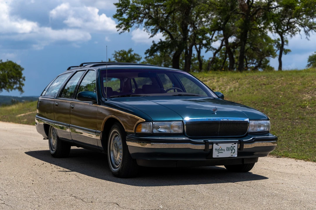 1995 Buick Roadmaster - Image 19 of 31