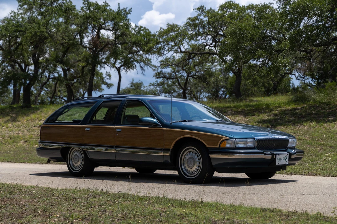 1995 Buick Roadmaster - Image 18 of 31
