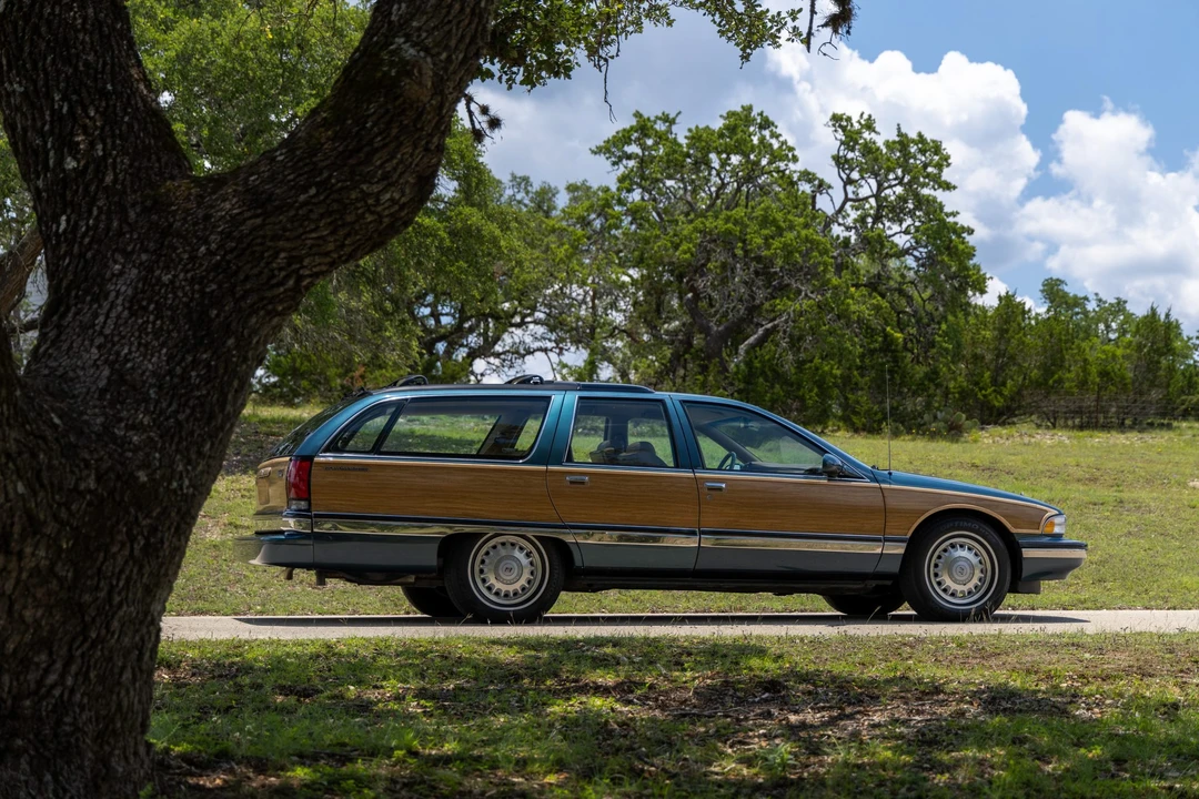 1995 Buick Roadmaster - Image 15 of 31