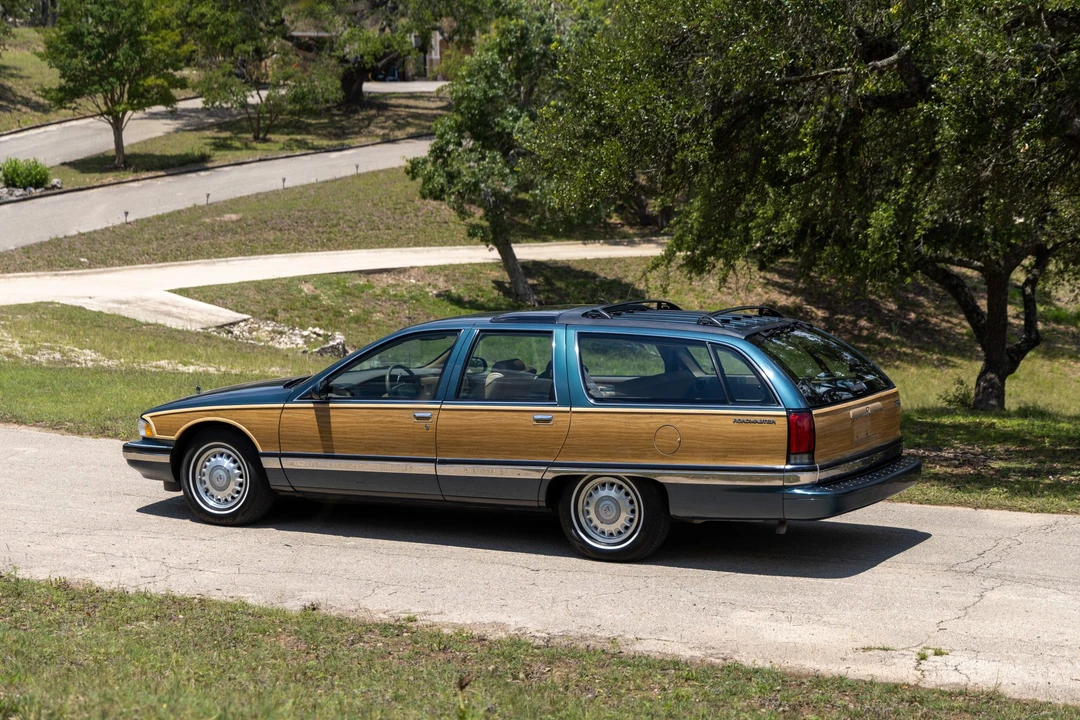 1995 Buick Roadmaster - Image 8 of 31