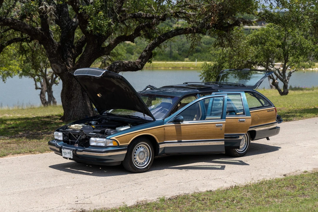 1995 Buick Roadmaster - Image 21 of 31