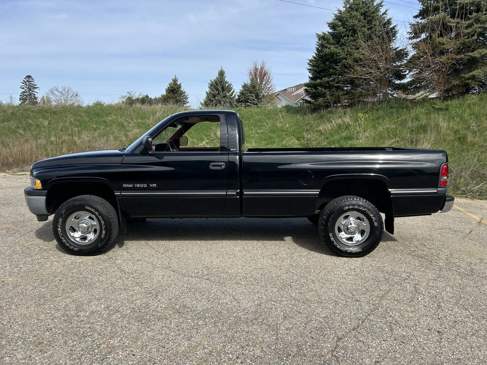 1995 Dodge Ram 2nd Gen - Image 10 of 31