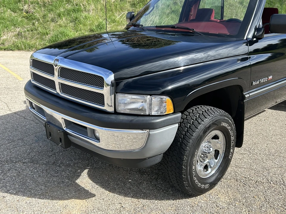 1995 Dodge Ram 2nd Gen - Image 28 of 31