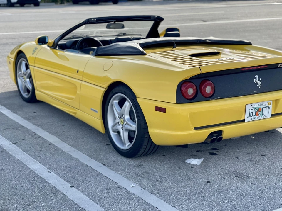 1995 Ferrari F355 Spider - Image 15 of 31