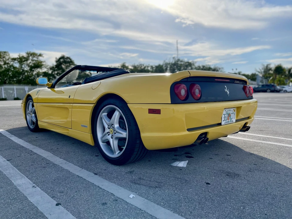 1995 Ferrari F355 Spider - Image 14 of 31