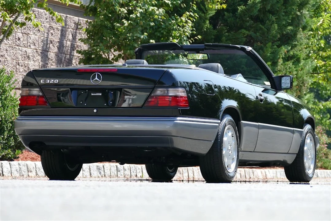 1995 Mercedes-Benz W124 E-Class - Image 12 of 31