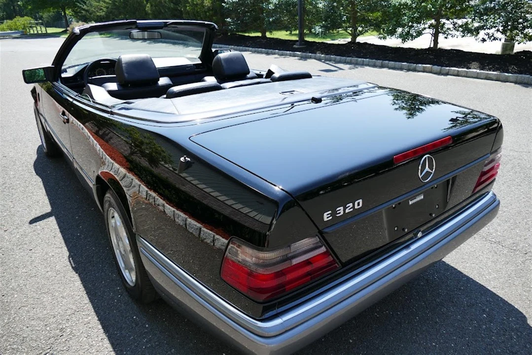 1995 Mercedes-Benz W124 E-Class - Image 9 of 31