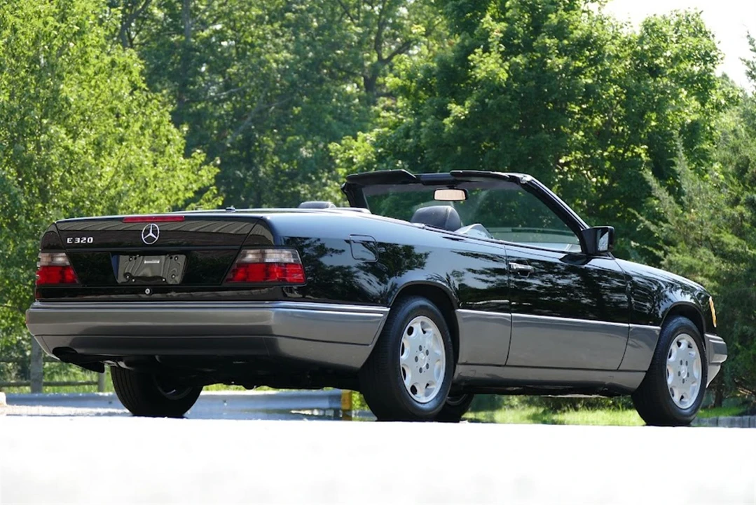 1995 Mercedes-Benz W124 E-Class - Image 13 of 31