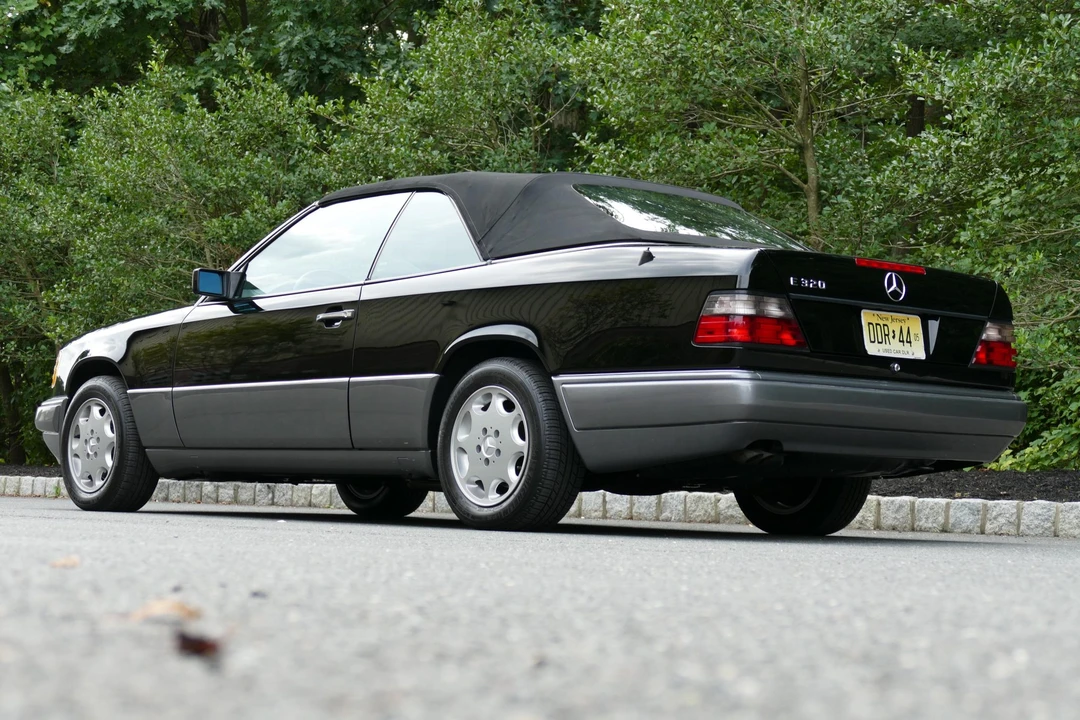 1995 Mercedes-Benz W124 E-Class - Image 24 of 31