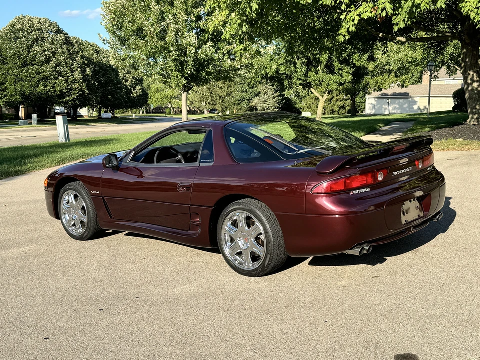 1995 Mitsubishi 3000GT Series 2 - Image 16 of 31