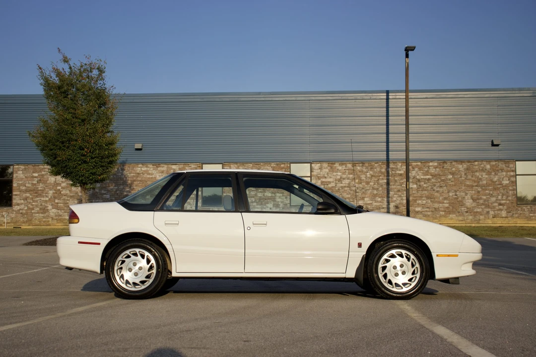 1995 Saturn - Image 15 of 31