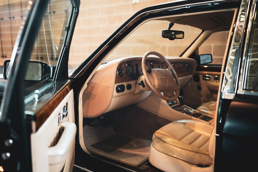 1996 Bentley Mulsanne 1st Gen - Image 28 of 31