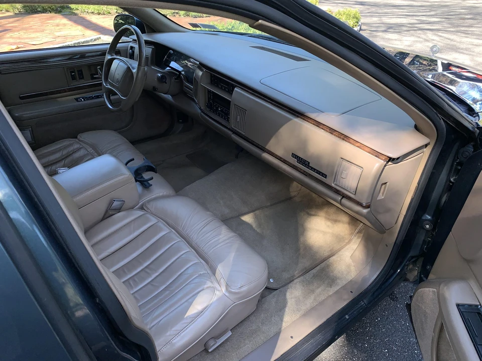 1996 Buick Roadmaster - Image 23 of 31