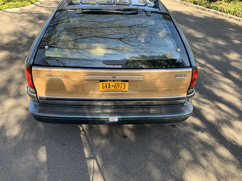 1996 Buick Roadmaster - Image 12 of 31