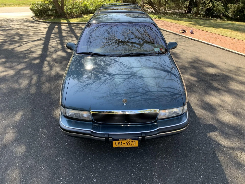 1996 Buick Roadmaster - Image 4 of 31