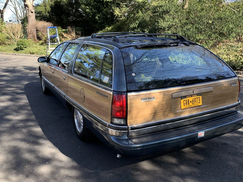 1996 Buick Roadmaster - Image 9 of 31