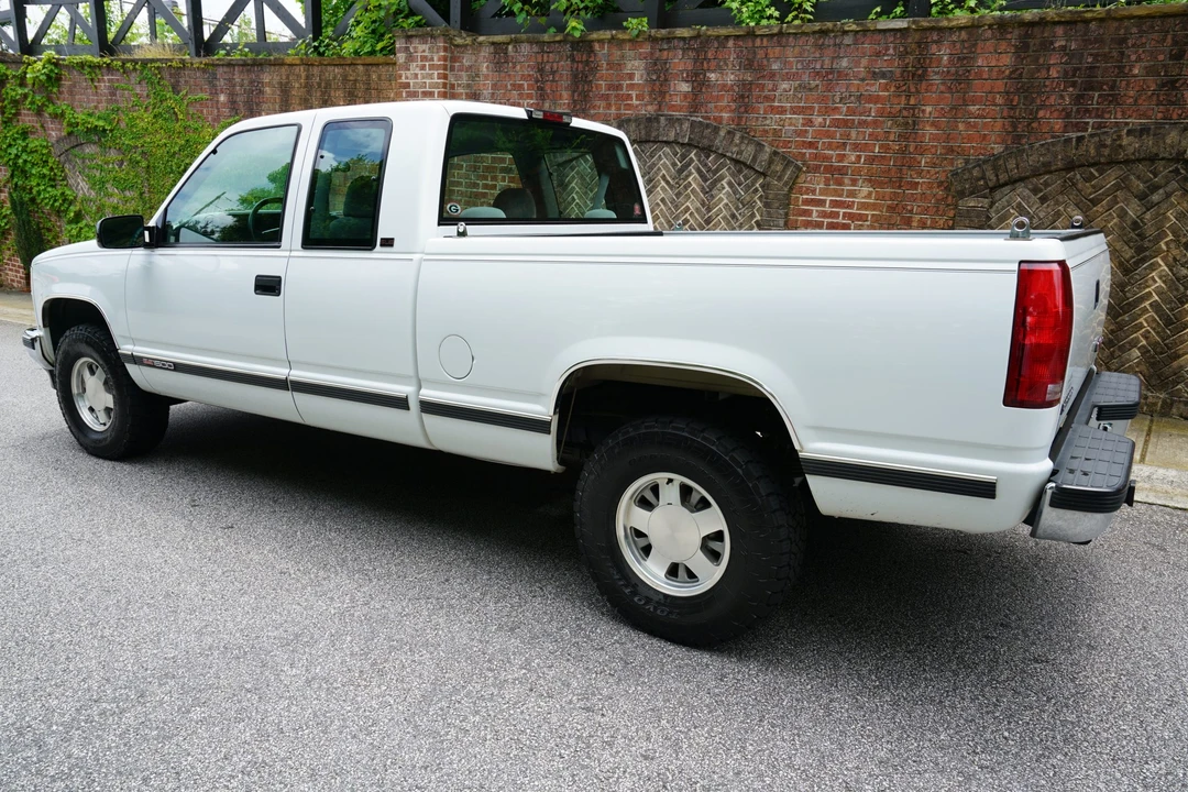 1996 GMC Sierra 1st Gen - Image 11 of 31