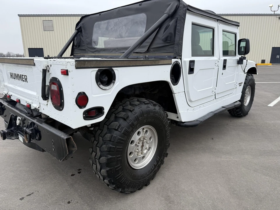 1997 Hummer Hummer H1 - Image 17 of 31