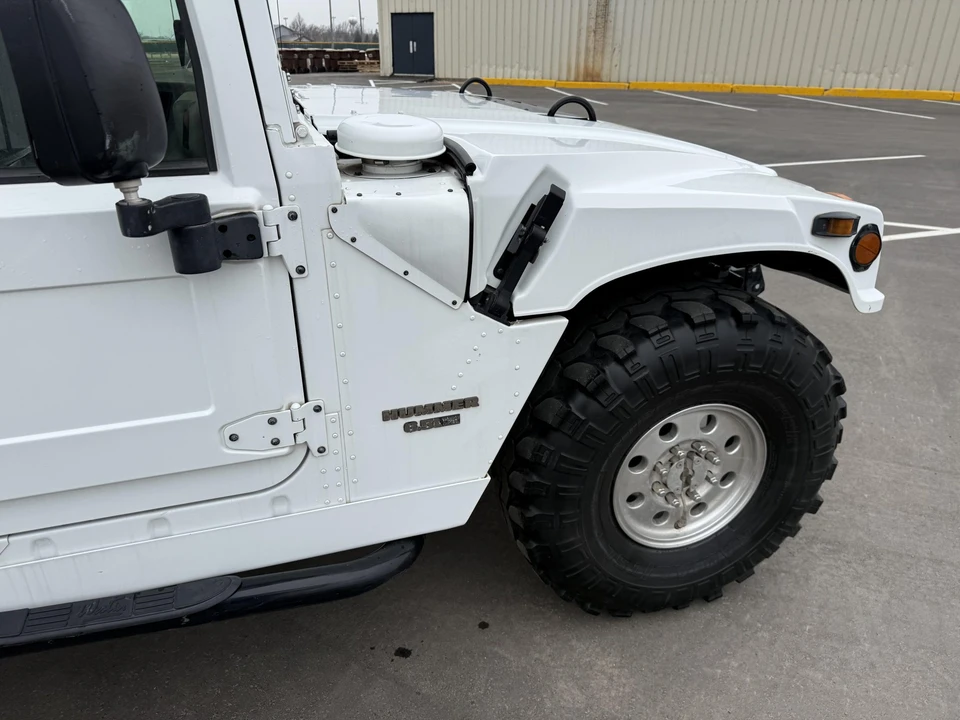1997 Hummer Hummer H1 - Image 24 of 31
