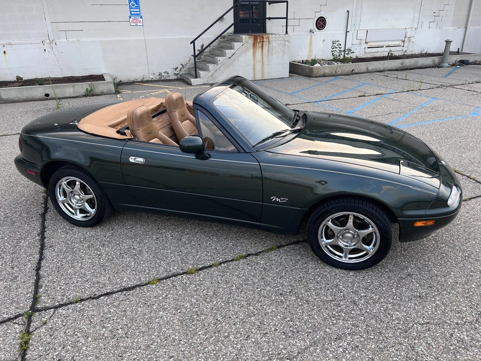 1997 Mazda NA MX-5 Miata - Image 6 of 31