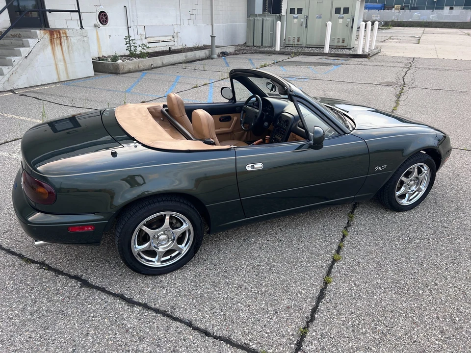 1997 Mazda NA MX-5 Miata - Image 8 of 31