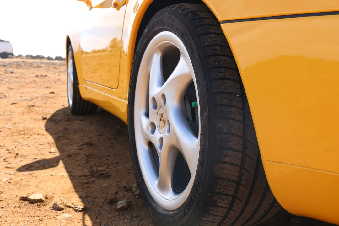 1997 Porsche 993 Carrera - Image 24 of 31