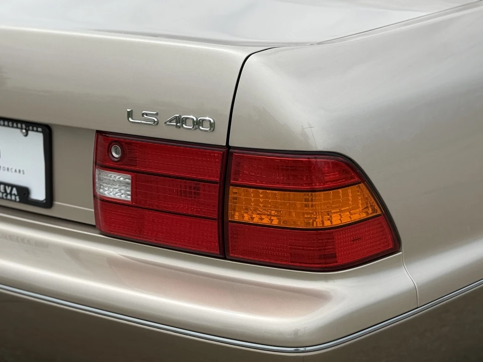 1998 Lexus LS 2nd Gen - Image 25 of 31