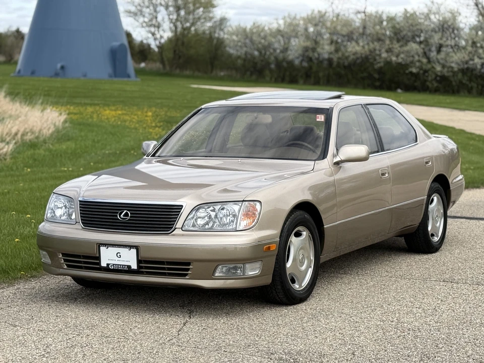 1998 Lexus LS 2nd Gen - Image 2 of 31