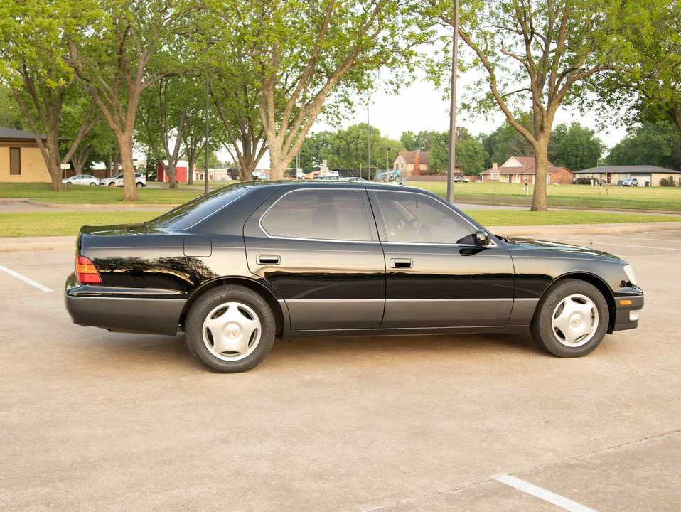 1998 Lexus LS 2nd Gen - Image 5 of 31