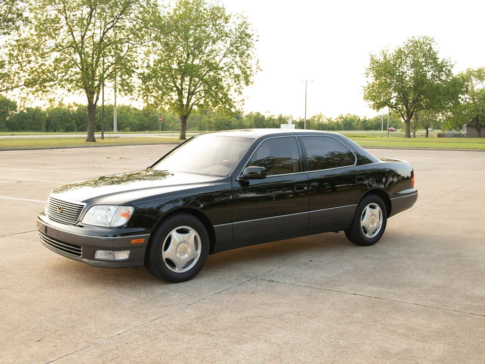 1998 Lexus LS 2nd Gen - Image 14 of 31