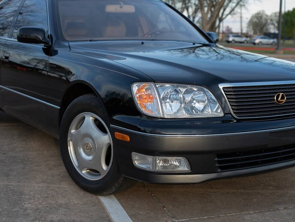 1998 Lexus LS 2nd Gen - Image 19 of 31