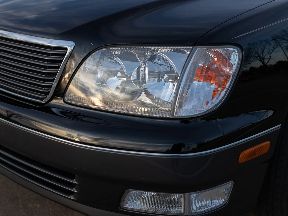 1998 Lexus LS 2nd Gen - Image 27 of 31
