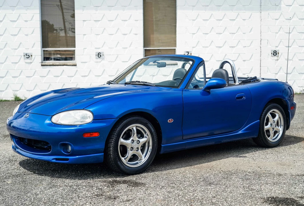 1999 Mazda NB MX-5 Miata - Image 5 of 31