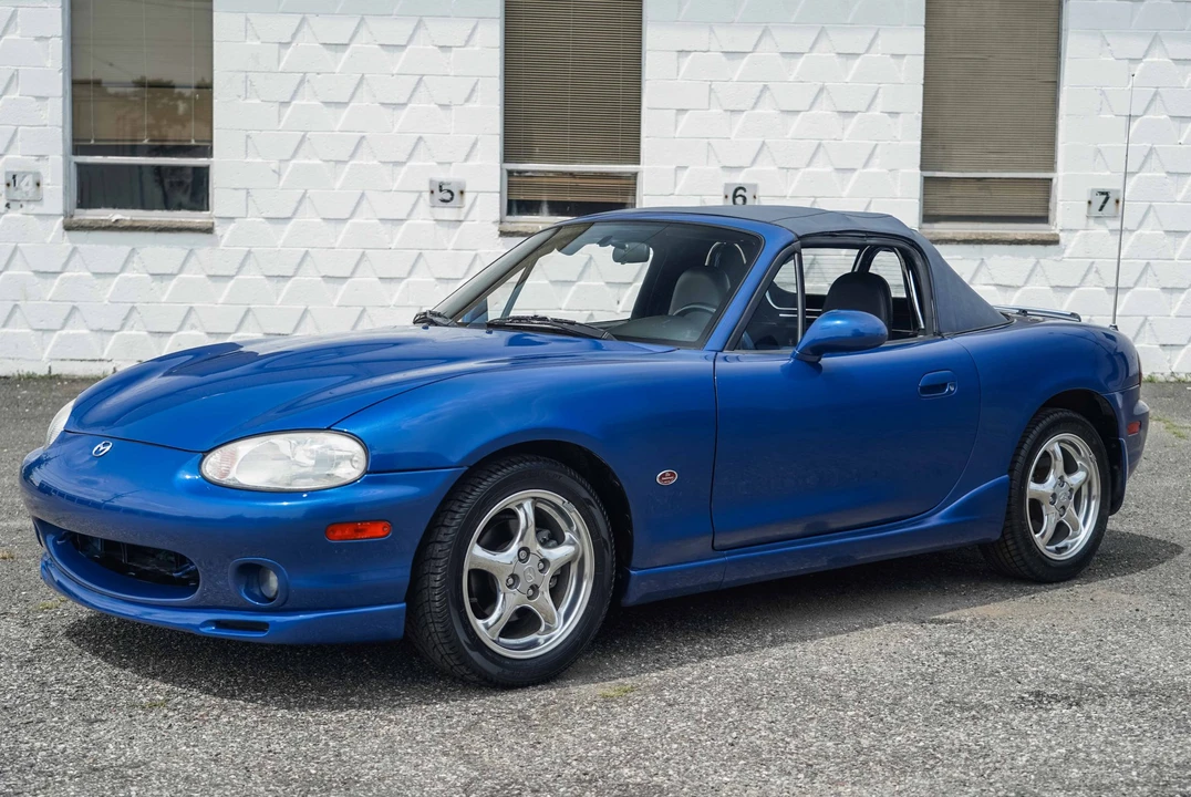1999 Mazda NB MX-5 Miata - Image 17 of 31