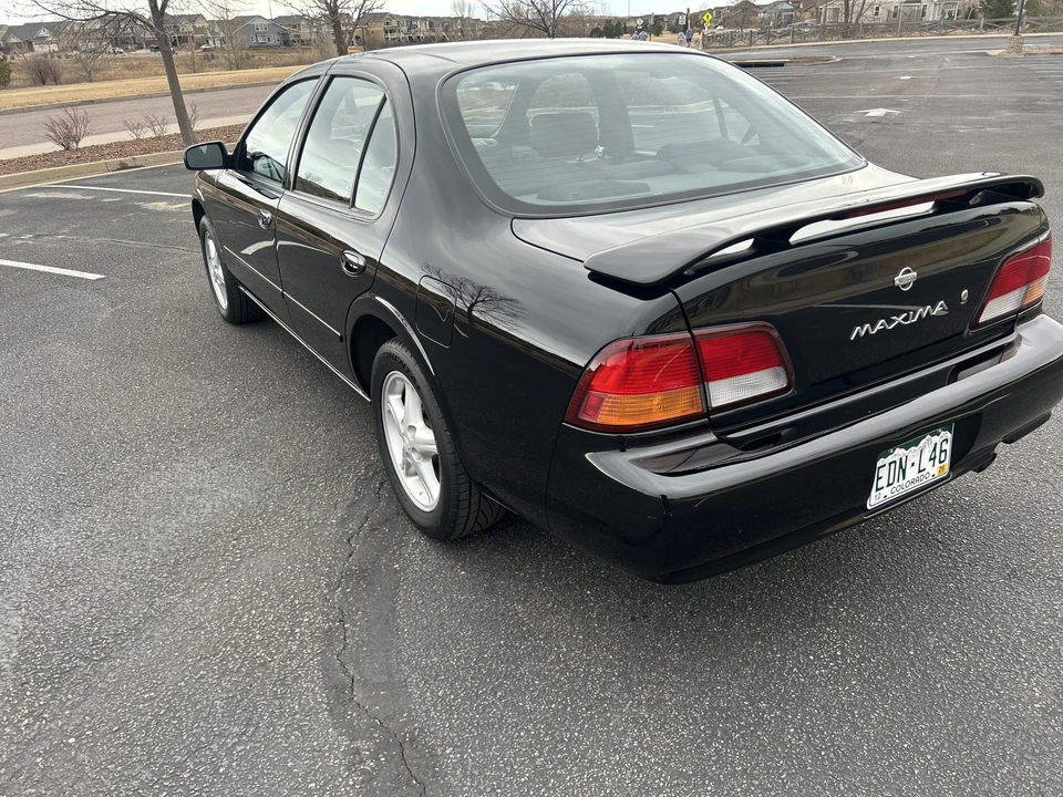 1999 Nissan Maxima 4th Gen - Image 10 of 31