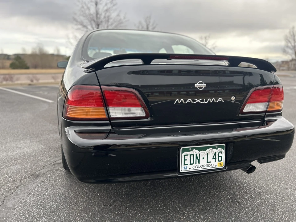 1999 Nissan Maxima 4th Gen - Image 11 of 31