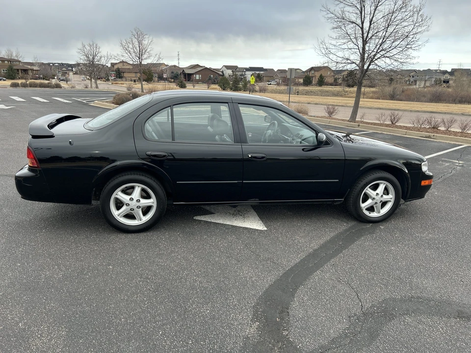 1999 Nissan Maxima 4th Gen - Image 16 of 31