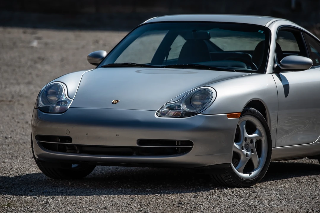 1999 Porsche 996 Carrera - Image 25 of 31
