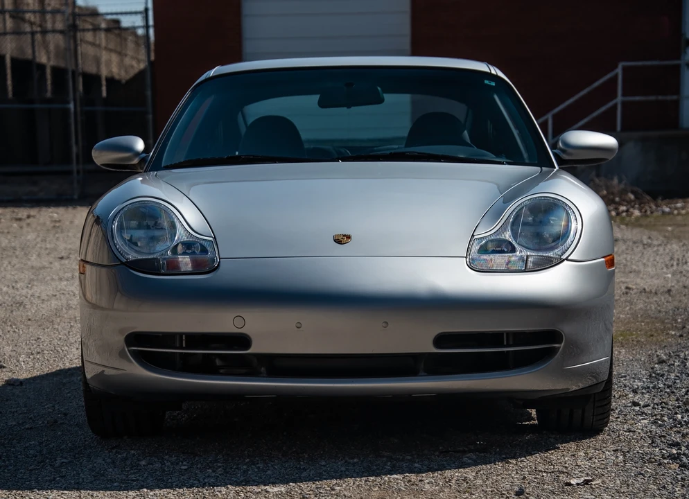 1999 Porsche 996 Carrera - Image 24 of 31