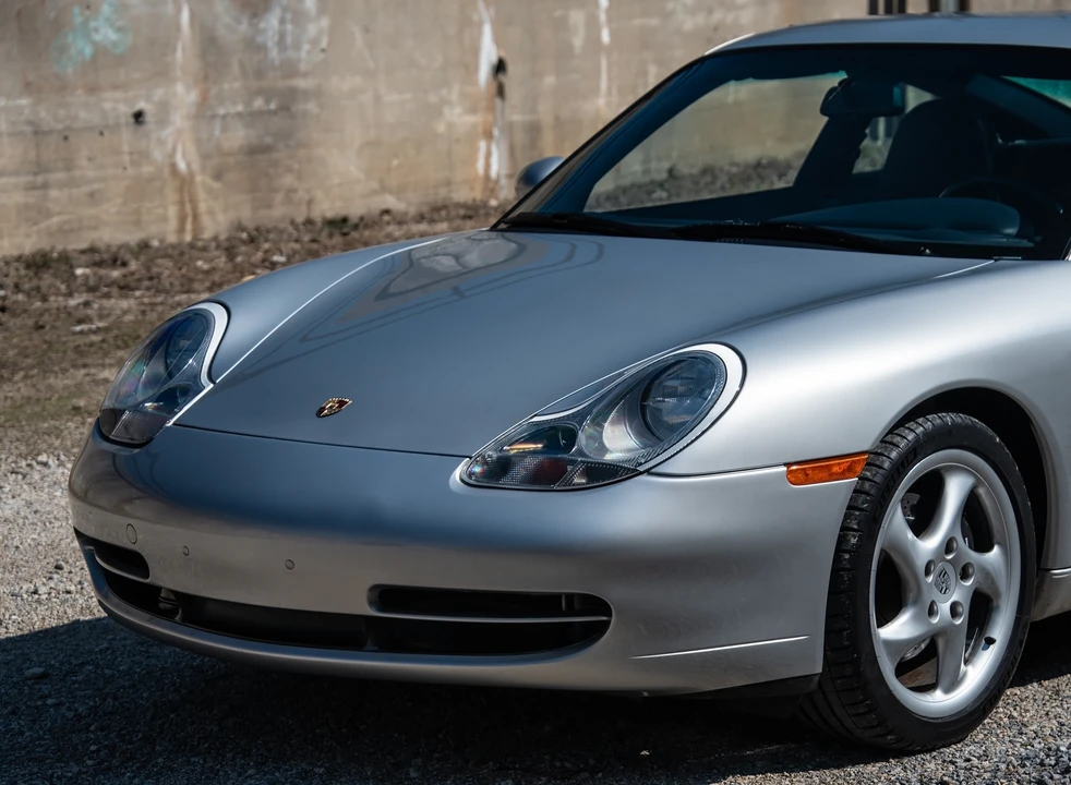 1999 Porsche 996 Carrera - Image 26 of 31