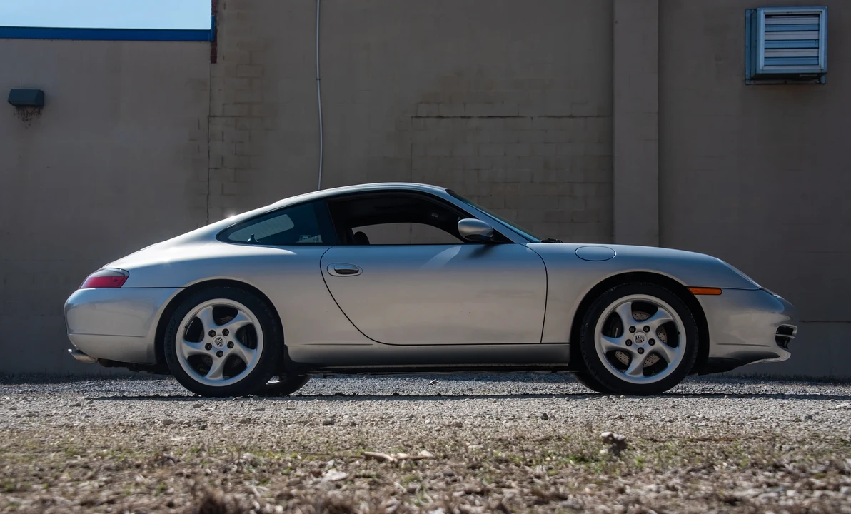 1999 Porsche 996 Carrera - Image 21 of 31