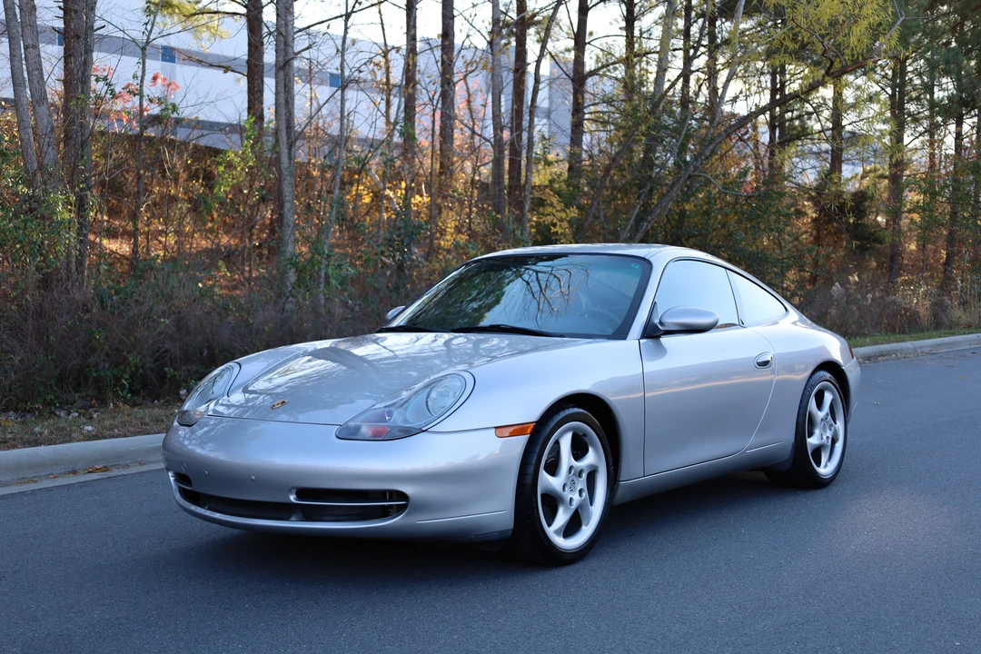 1999 Porsche 996 Carrera - Image 10 of 31